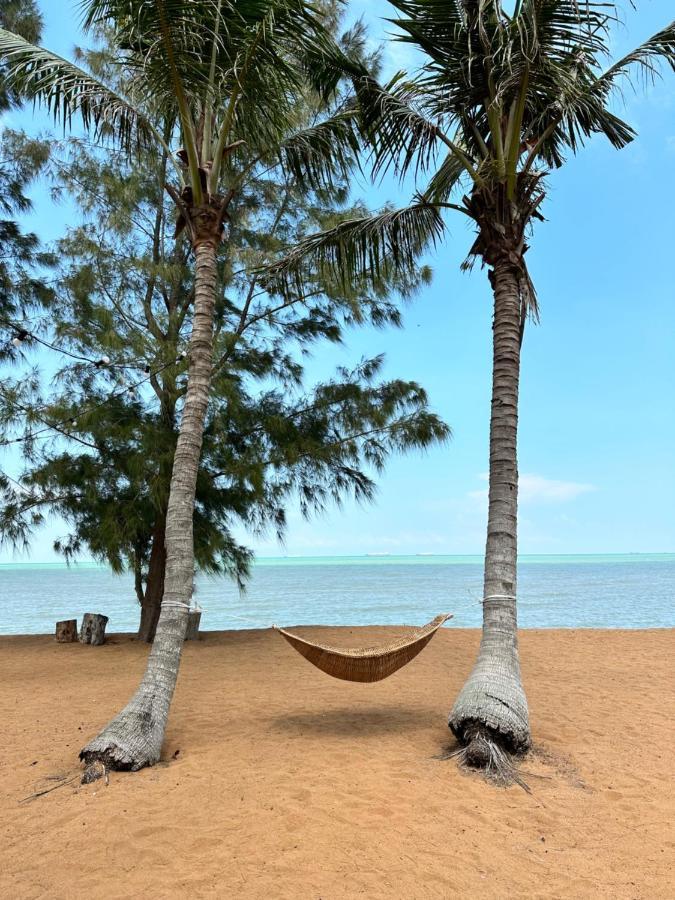 Beach N Breeze Glamping 말라카 외부 사진